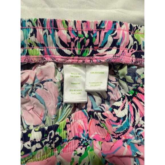 Women's Lilly Pulitzer Shorts XXS Pink Blue Floral Print - Picture 4 of 4